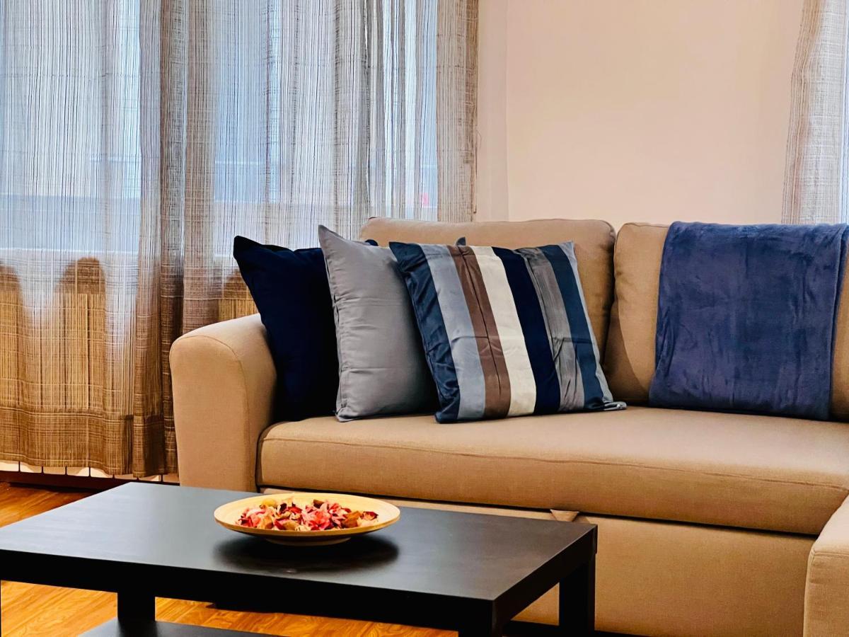 La Latina Premium Home Мадрид Экстерьер фото