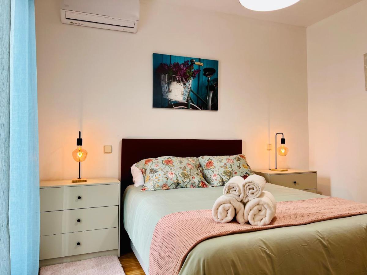 La Latina Premium Home Мадрид Экстерьер фото